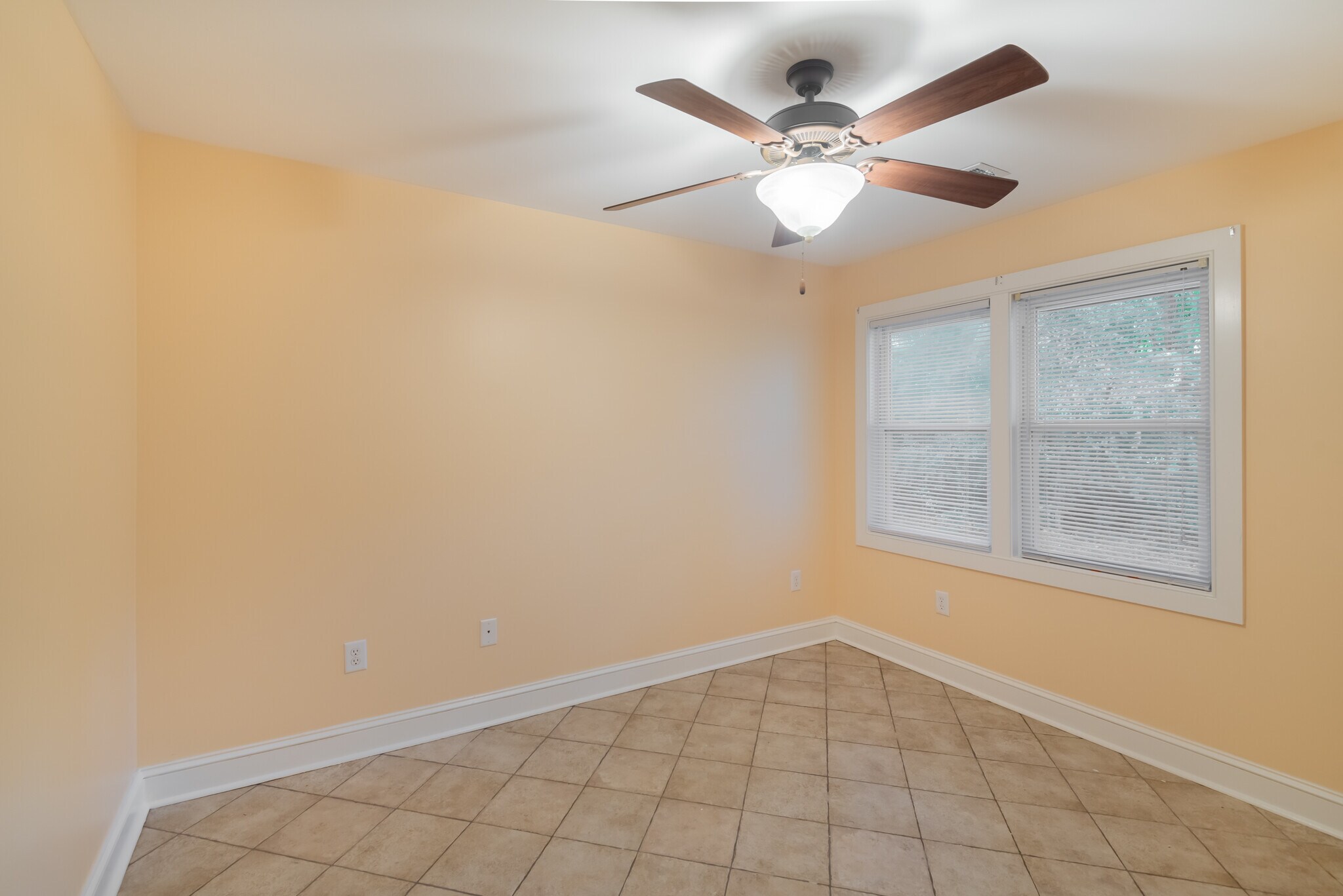 Bedroom 2 - 424 Howle Ave