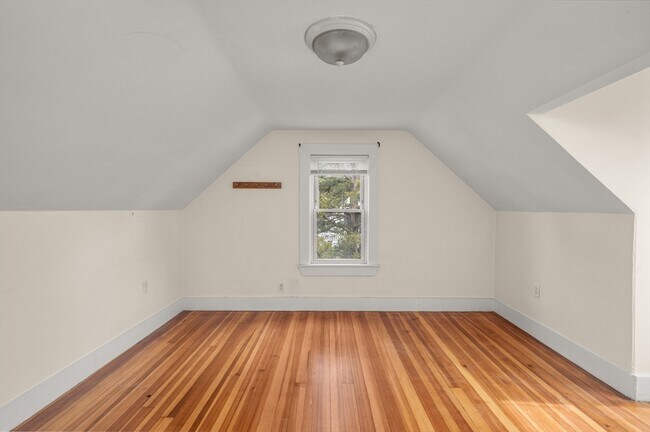 Building Photo - 7 Perham St