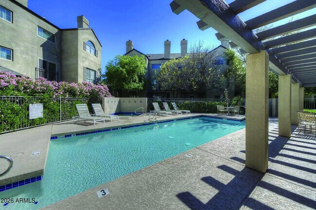 Building Photo - 100 E Fillmore St