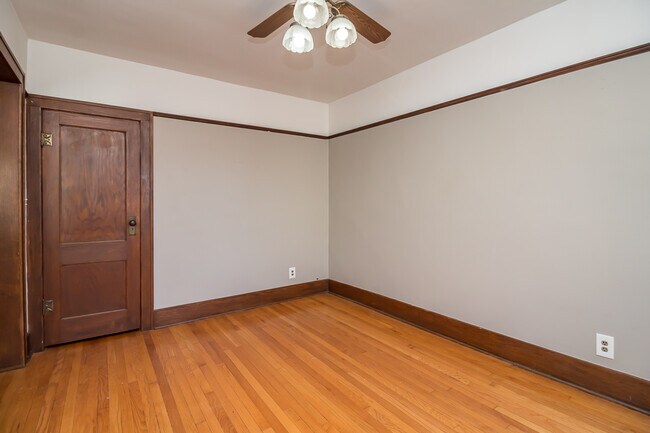 Building Photo - 71 N Williams St