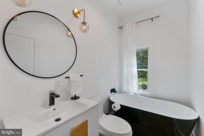 Building Photo - 851 Bacon Hall Rd