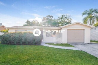 Building Photo - 3 Bedroom Pet-Friendly Home in Holiday, FL with Main Street Renewal