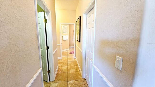 Building Photo - 6516 Blueberry Dr