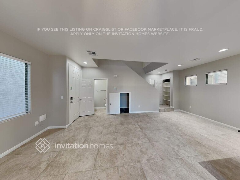 Building Photo - 5326 Coral Ribbon Ave