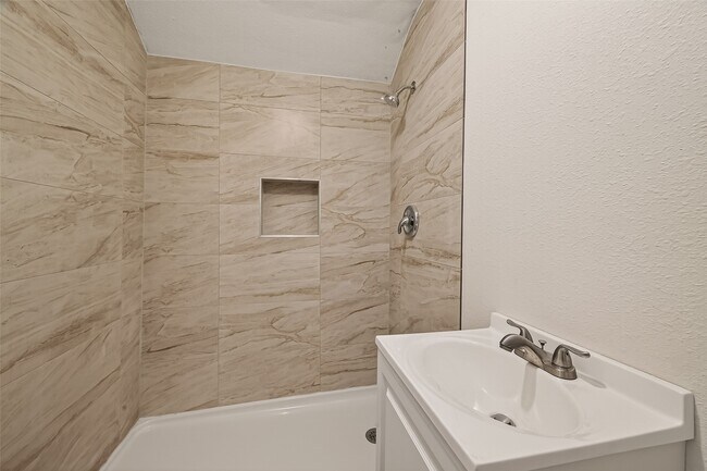 Building Photo - 4901 Stimson St