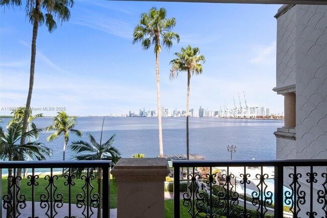 Building Photo - 5235 Fisher Island Dr