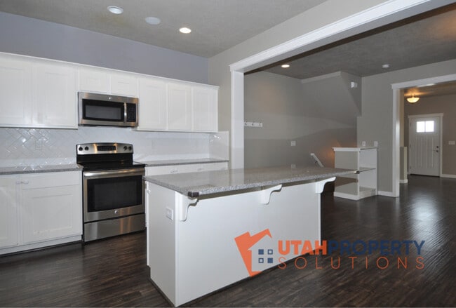 Building Photo - 7614 San Savino Way