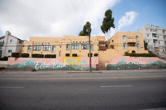 Building Photo - 425 N Alvarado St