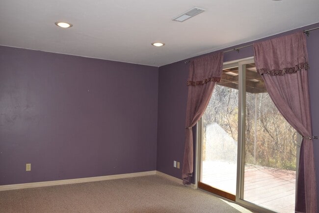 Building Photo - Cozy Home in Jeremy Ranch