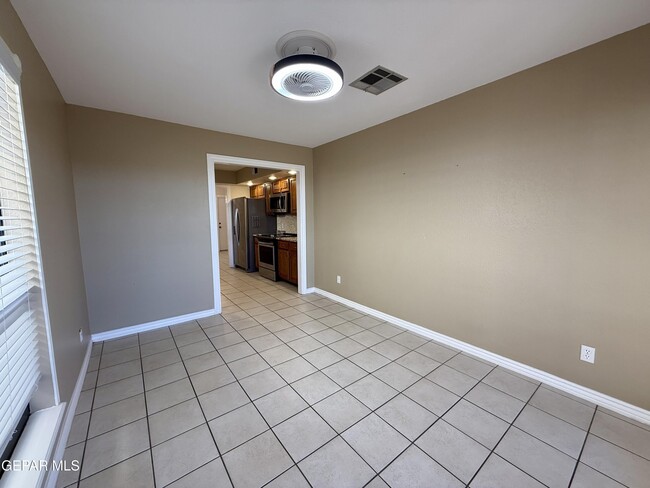 Building Photo - 763 Espada Dr