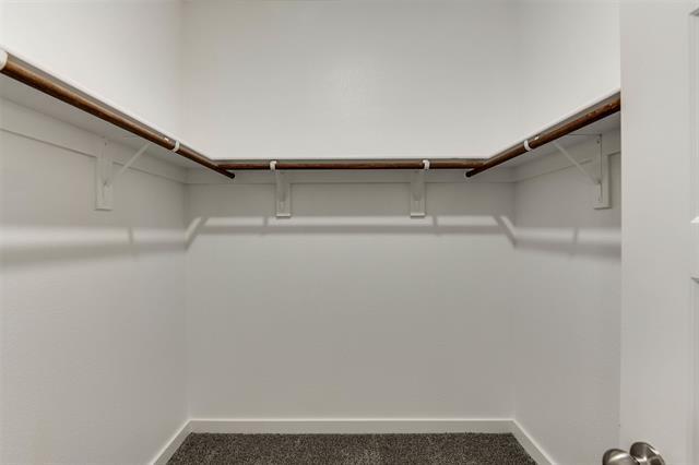 Building Photo - 649 Blackland dr