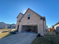 Building Photo - 10007 Messana St