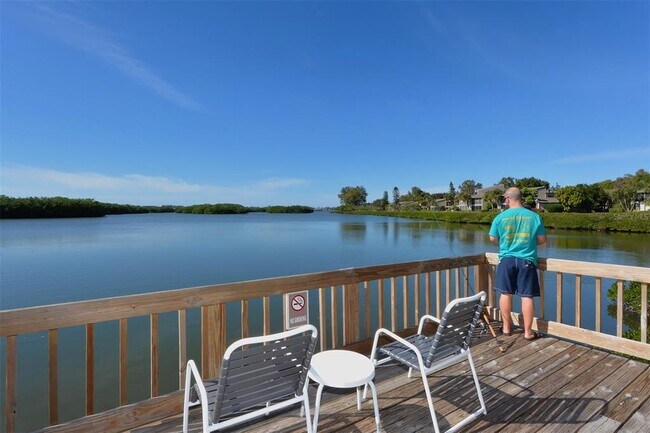 Building Photo - 1627 Boathouse Cir