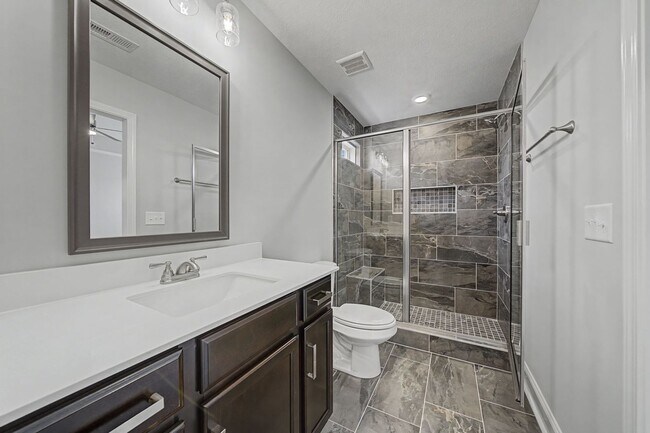 Building Photo - 199 Donegal Dr