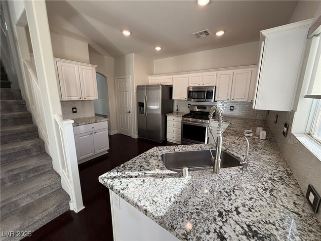 Building Photo - 1373 Dragon Rock Dr