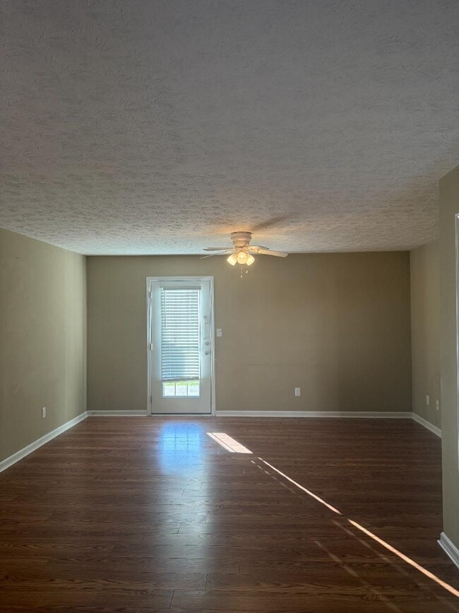 Building Photo - 6670 S Wilson Rd