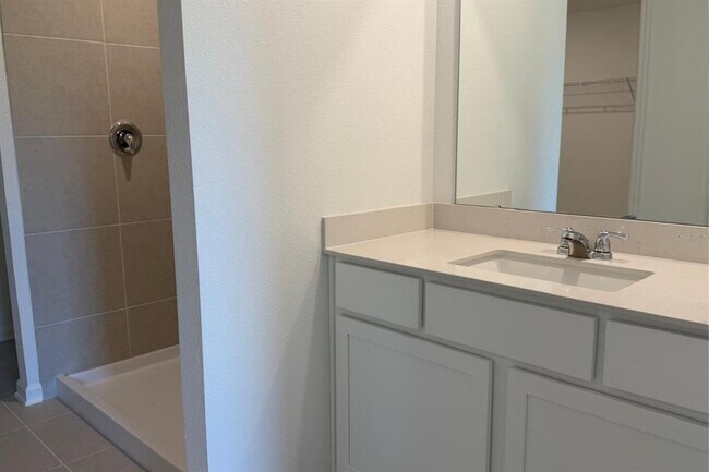 Building Photo - 2831 Pioneer Trl
