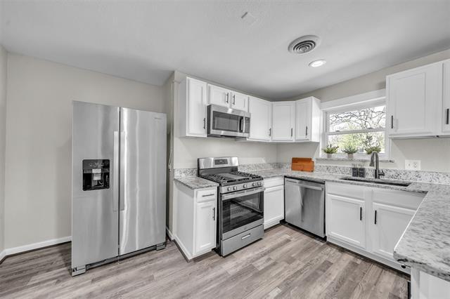 Building Photo - 600 N Mill St