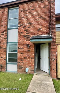 Building Photo - 900 Provost St