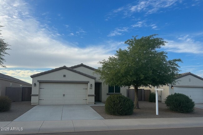 Primary Photo - 13174 E Desert Lily Ln