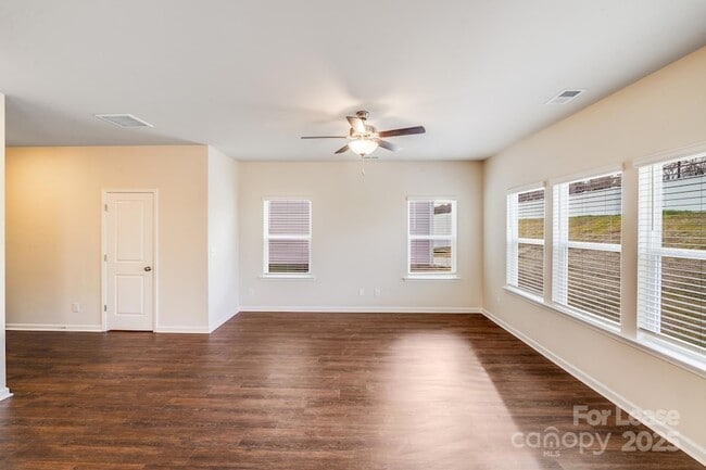 Building Photo - 2019 Sadler Wds Ln