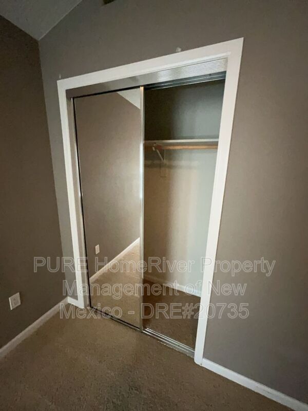 Building Photo - 10115 Avenida Vista Cerros NW