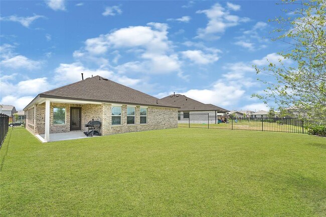 Building Photo - 2952 Cordova Hl Dr
