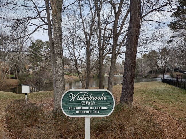 Building Photo - Move-In ready Home located in the Winterbr...