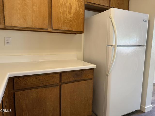 Building Photo - 832 E Garfield Ave