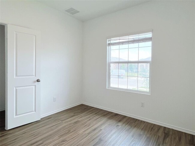 Building Photo - 5621 Bellissima Way