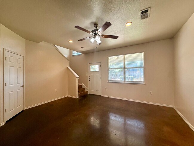 Building Photo - 6912 Meador Ave