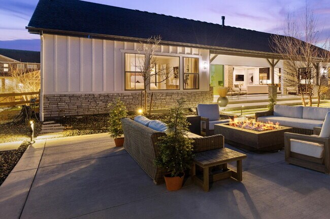 Building Photo - Colorado Luxury Redefined | Custom Ranch with Exceptional Outdoor Living & Designer Finishes