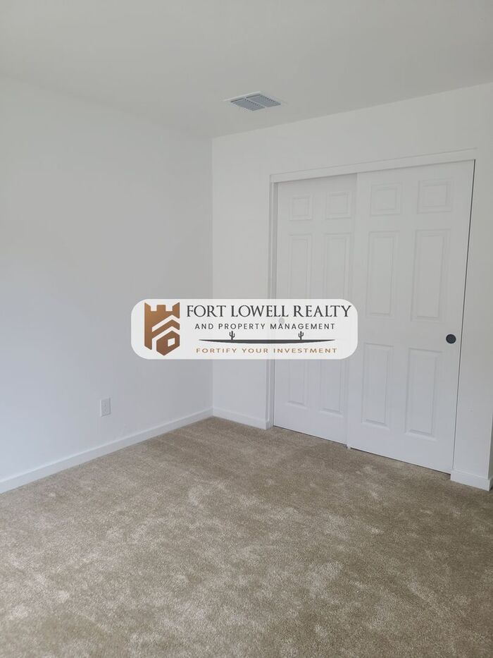 Building Photo - 18374 W Weatherby Dr