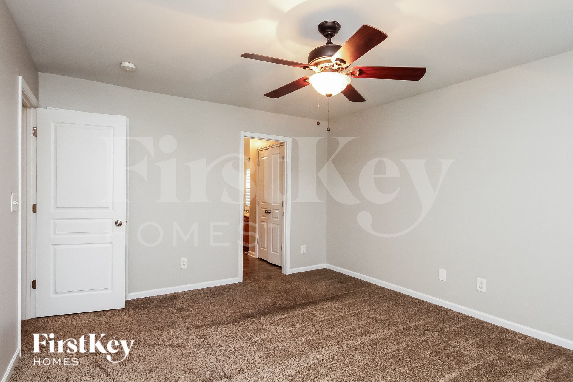 Building Photo - 10519 Meadow Crossing Ln