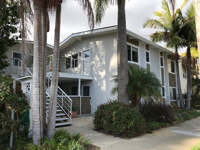 Building Photo - 130 W Valerio St