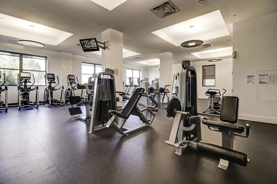 Building Photo - 4 Beacon Way