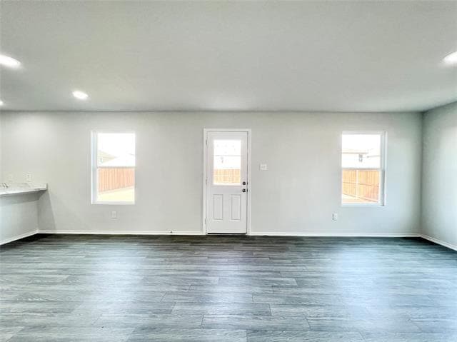 Building Photo - 829 Bluffview Dr