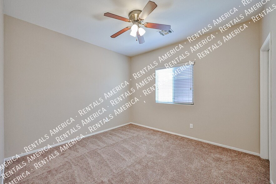 Building Photo - 3416 W la Mirada Dr
