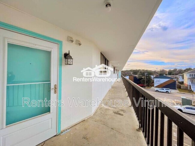 Building Photo - 1222 E Ocean View Ave