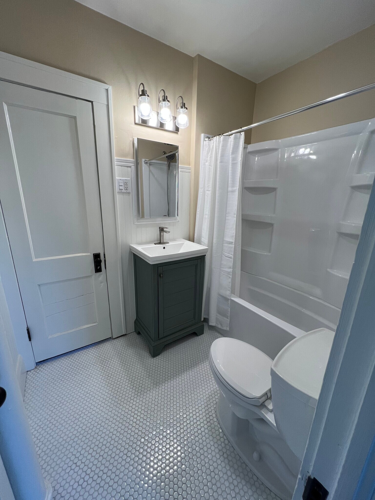 Building Photo - 2612 75th St