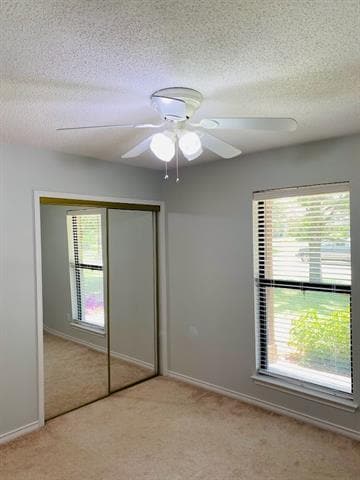 Building Photo - 3831 Crestpark Dr