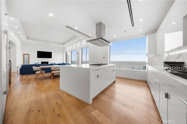Building Photo - 31654 Broad Beach Rd