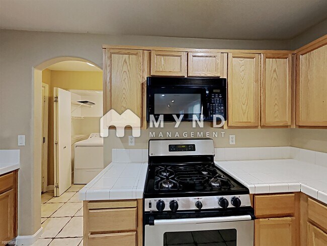 Building Photo - 8420 Twinkling Topaz Ave