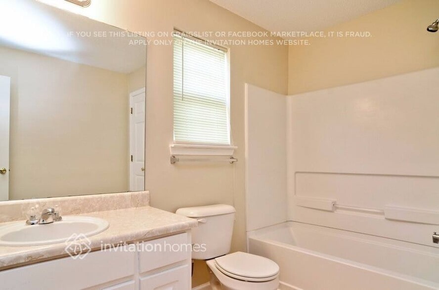 Building Photo - 124 Meadow Ct