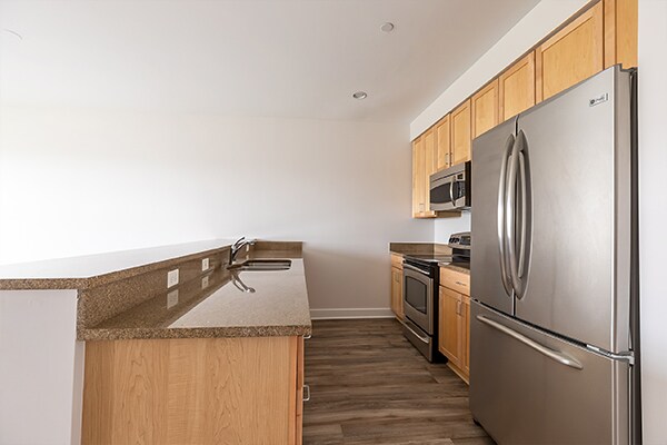 Building Photo - 20 New Derby St