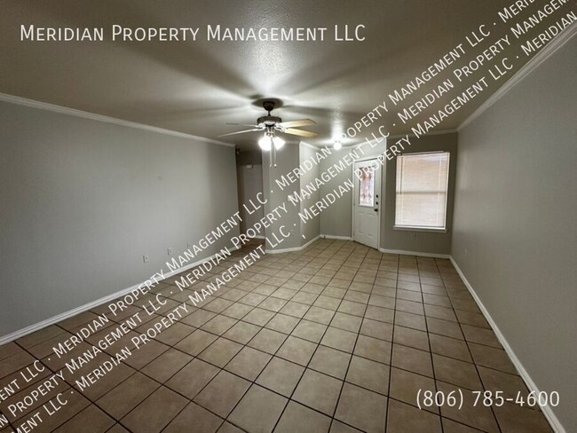 Building Photo - 533 N. Clinton-