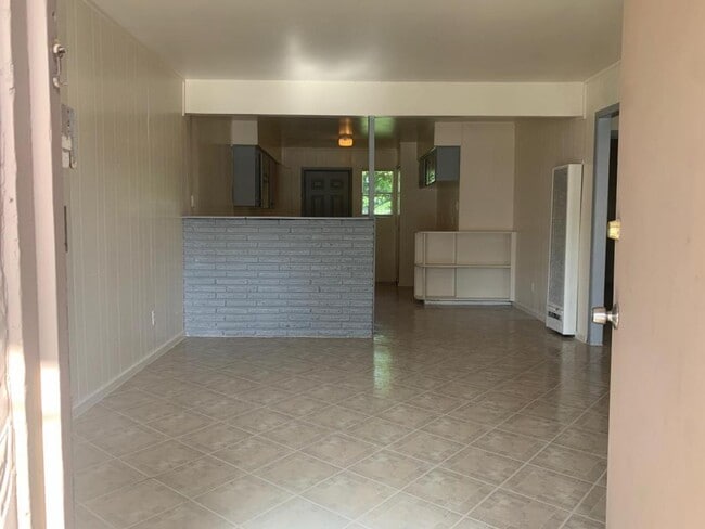 Building Photo - 5440 Makeig St Houston, TX 77026