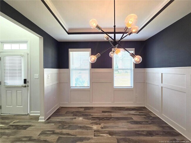 Building Photo - 644 Amusement Dr