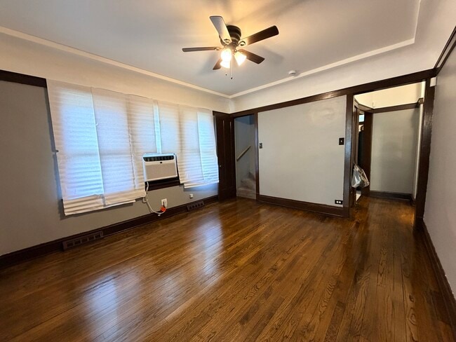 Building Photo - 13903 S State St