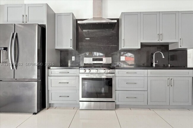 Building Photo - 8254 NW 165th St